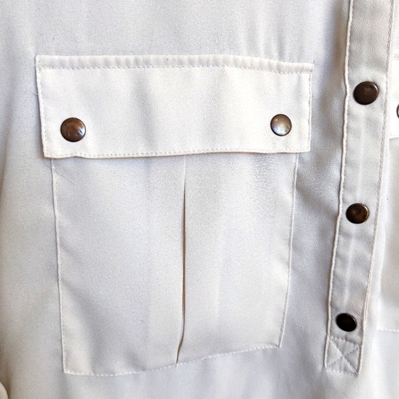 Forever Love 21 women's dress shirt, beige flowy, light material, XS, blouse - Picture 5 of 7